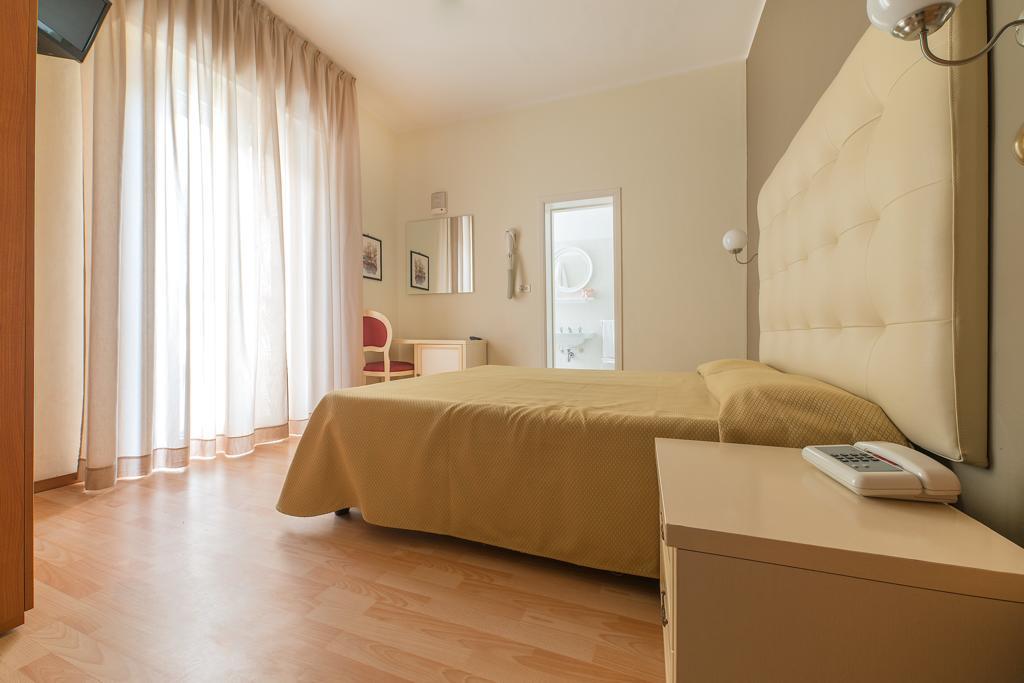Hotel Belsoggiorno Cattolica Exterior photo