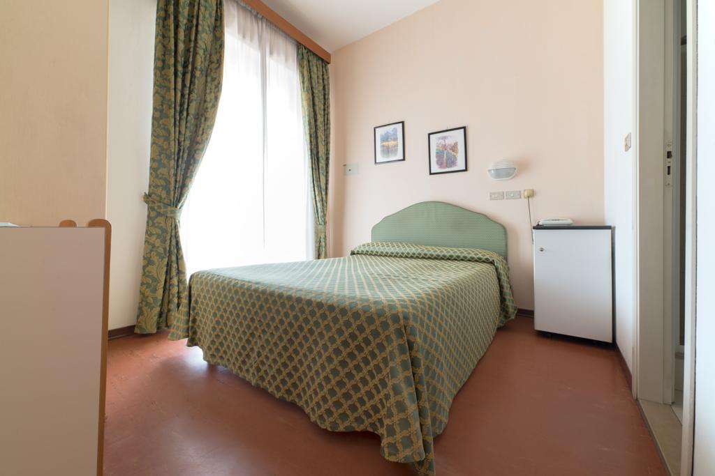 Hotel Belsoggiorno Cattolica Exterior photo